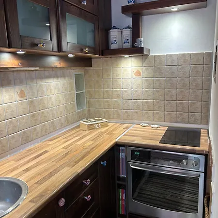 Kisparti Vendeghaz Tatil Evi *
